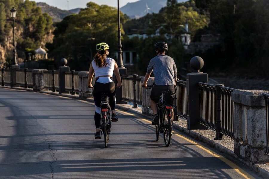 Málaga: 4-Hour Premium E-Bike Tour with Panoramic Views - Through Carretería, Cristo de la Epidemia, and Olletas