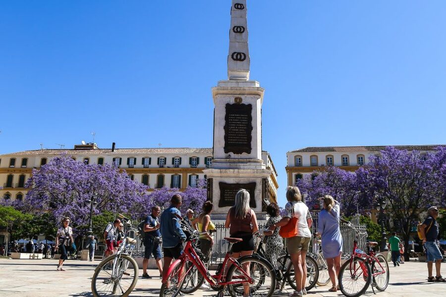 Malaga Bike Tour - Old Town, Marina & Beach - Old Town streets and Picasso’s Malaga