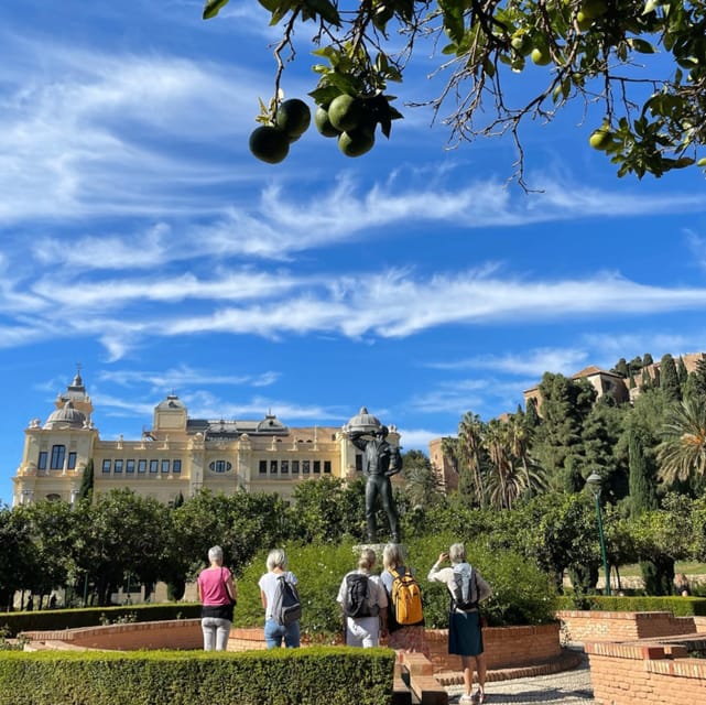 Malaga: Castle Hill and Fisherman Village E-Bike Tour - The beach promenade and Miramar Palace
