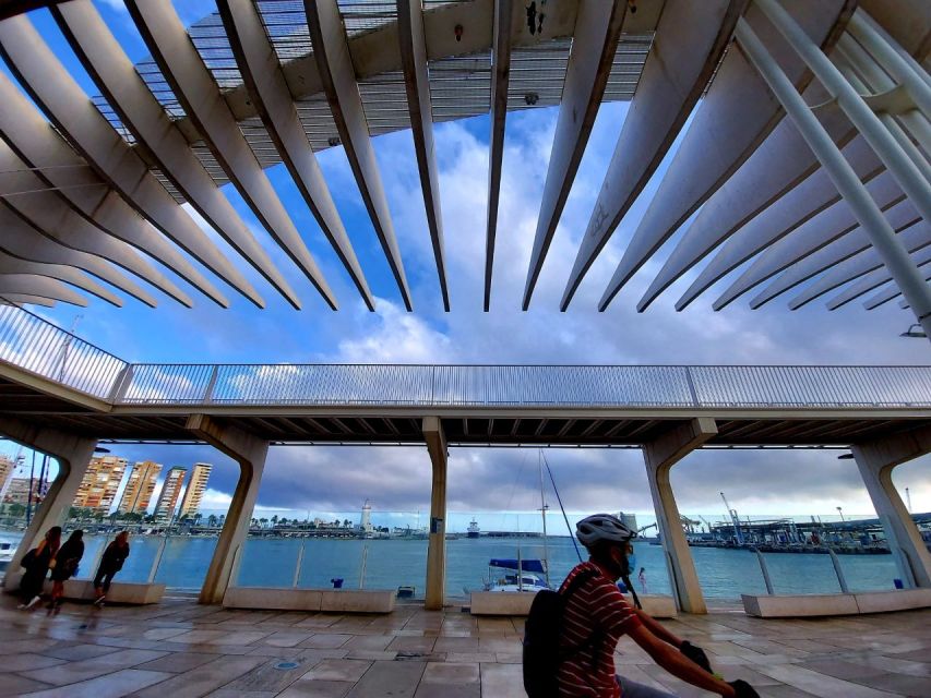 Malaga: City Bike Rental with Self-Guided Cycling Route - Tunnels, beaches, and the road to Chilches