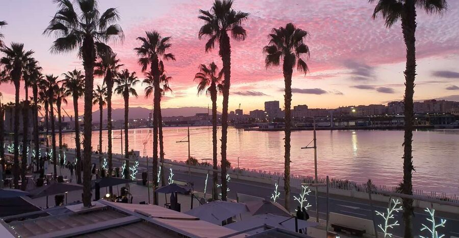 Malaga: Private Bike Rental - Starting at QQ Bikes near the port
