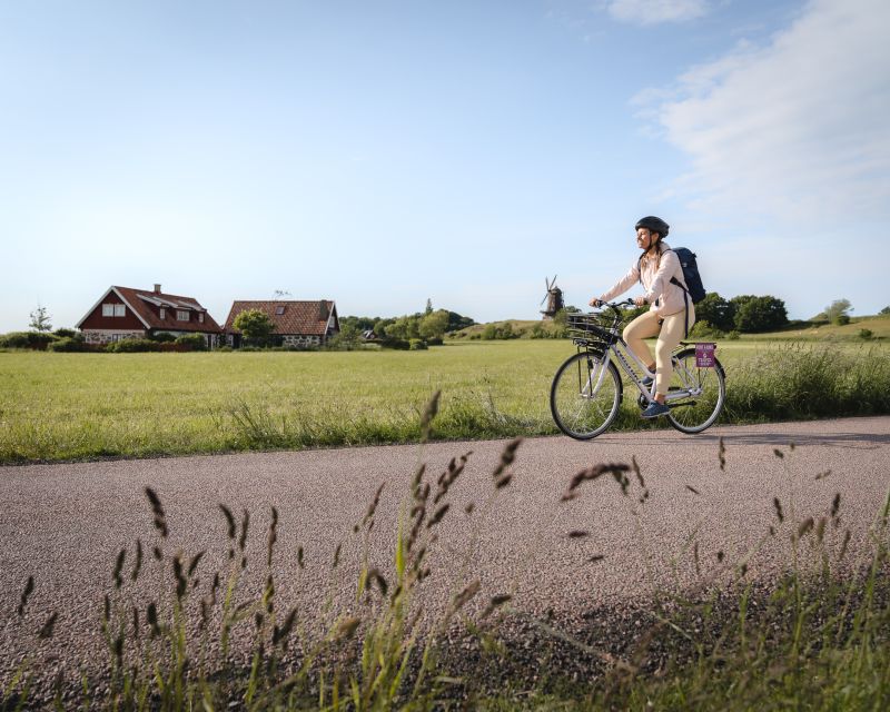 Malmö: City Bike Rental - Reading Malmö through its architecture