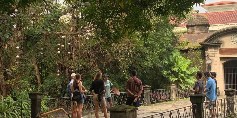 Manila: Guided Sunset Bamboo Bike Tour in Intramuros - What the $40 price includes