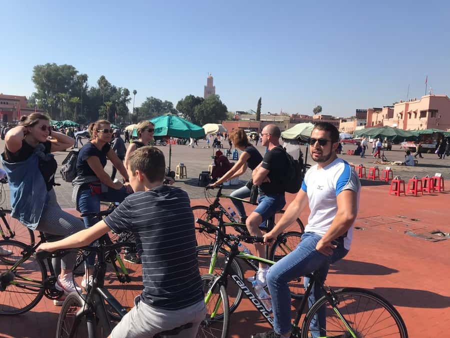 Marrakech: Bicycle Tour with a Local Guide - Gueliz and Hivernage show the newer city