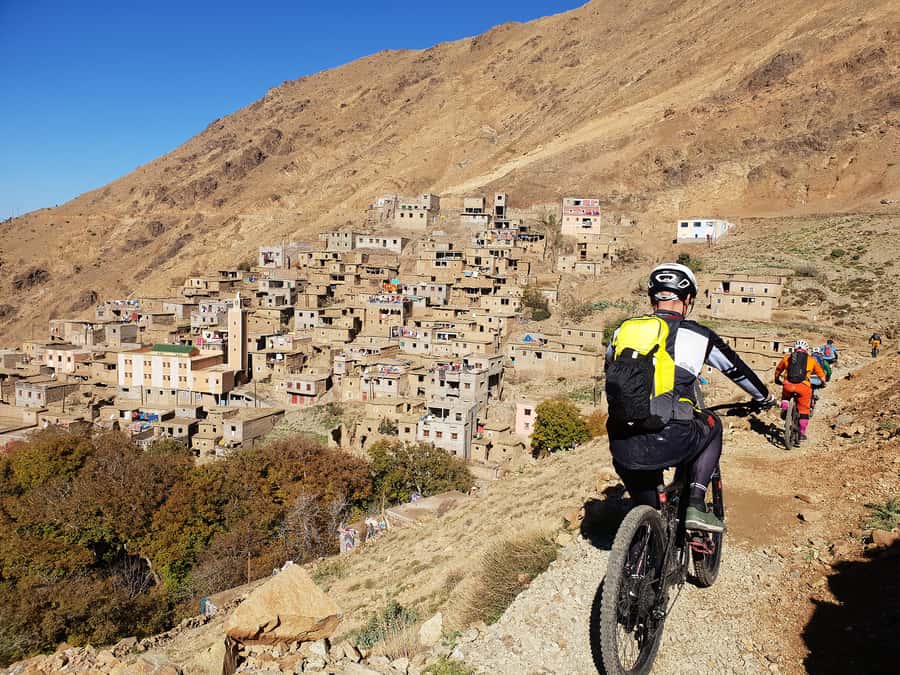 Marrakesh: Toubkal National Park Mountain Bike Trip w/Lunch - Getting fitted and starting the first climb