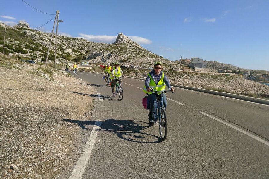 Marseille: Full-Day Guided E-Bike Coast & Calanques Tour - Key points to know before you book