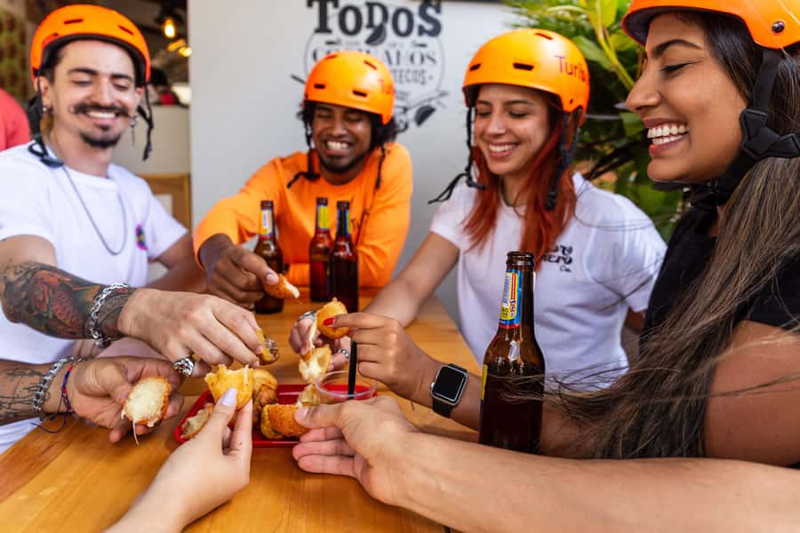 Medellín: E-bike and Foodie Tour - Who should book this ride?