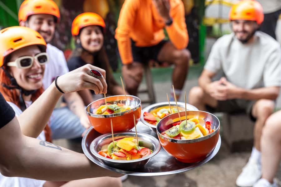 Medellín: E-bike and Foodie Tour - The guides make the difference