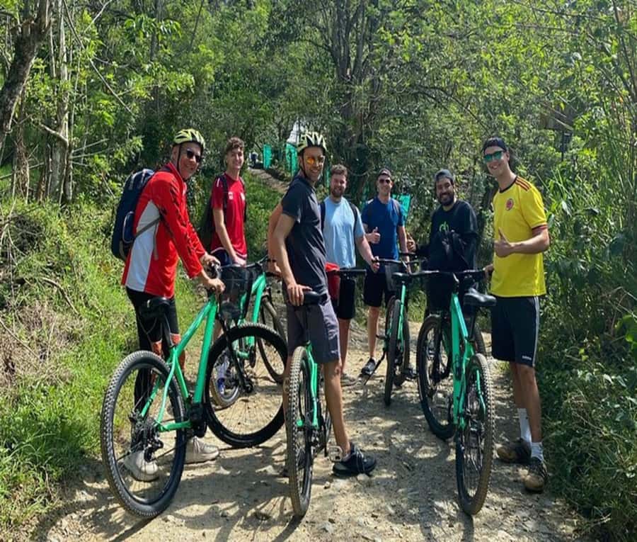 Medellín: Full-Day Mountain Bike Tour with Lunch - Mostly downhill does not mean effortless