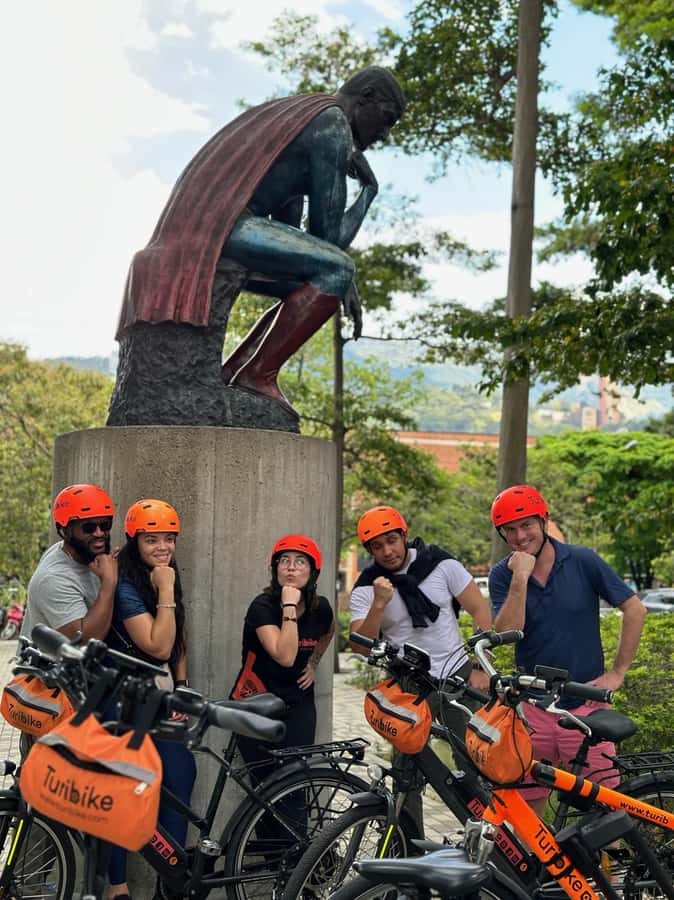 Medellín: History & Local Life Essentials Tour on an E-Bike - E-bikes, safety, and the real riding conditions