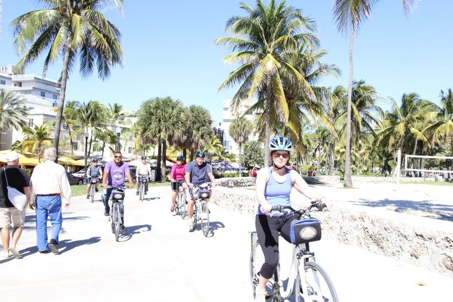 Miami: 2-Hour Art Deco Bike Tour - Key points at a glance