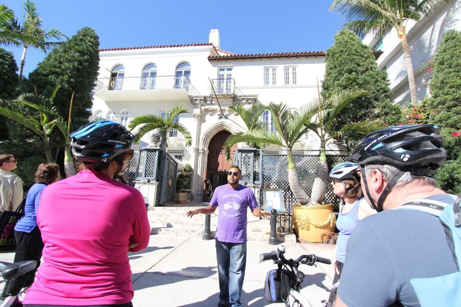 Miami: 2-Hour Art Deco Bike Tour - Who should book this ride?