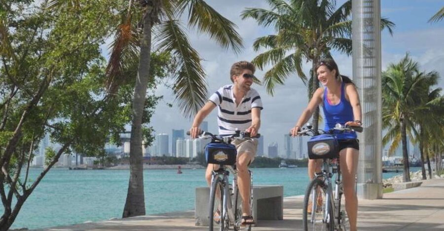 Miami: 2-Hour Art Deco Bike Tour - Starting at 10th and Collins in the Art Deco district