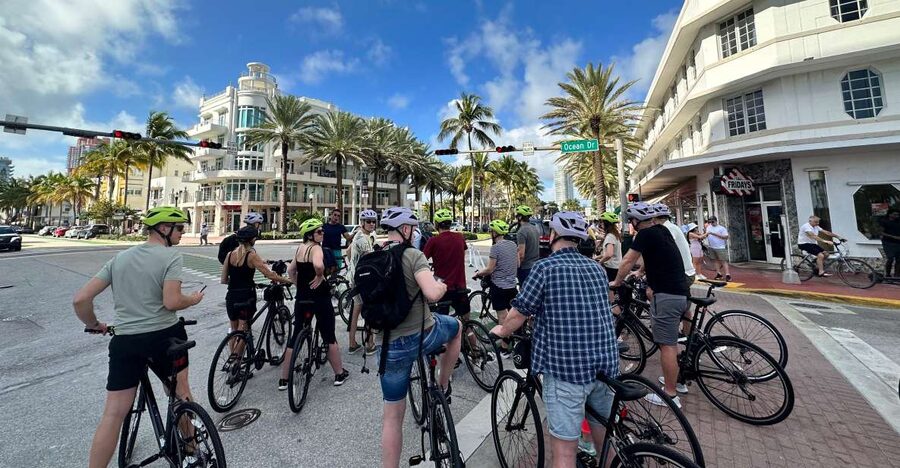 Miami Beach: Bike or eBike Rental with Map - Why a bike makes sense in Miami Beach
