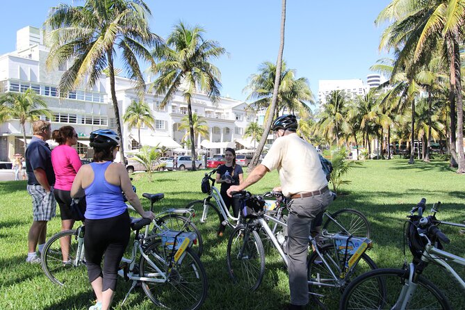 Miami Beach Bike Tour - Nikki Beach, Monty’s, and South Pointe Park