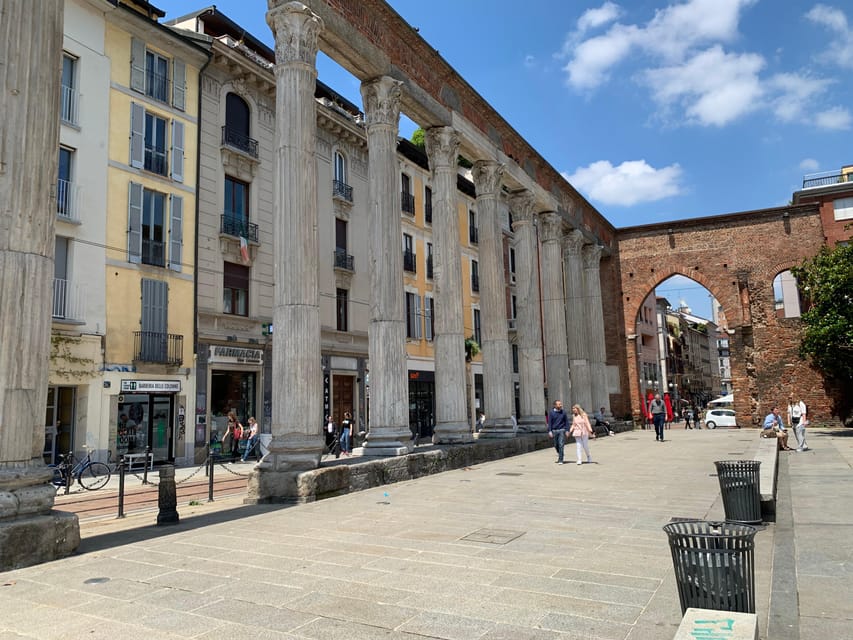 Milan: City Highlights Bike Tour - Sforza Castle is the main pause