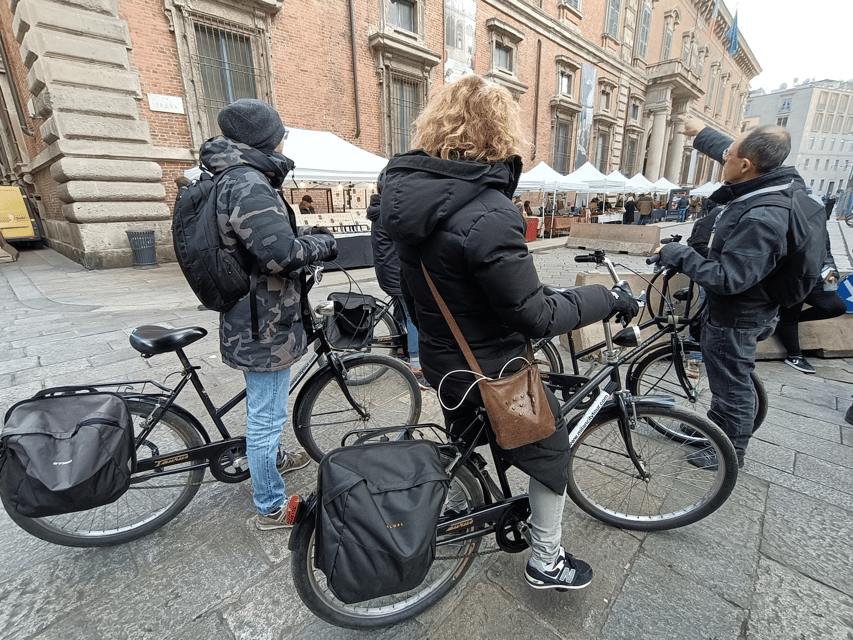 Milan: Guided Bike Tour - Sant’Ambrogio and the Roman ruins on Via Brisa