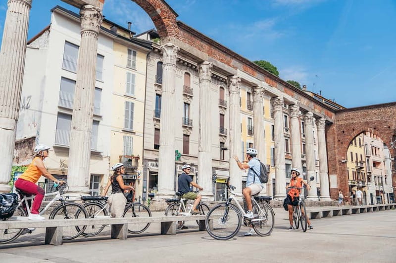 Milan: Highlights and Hidden Gems E-Bike Tour - The Duomo and Galleria Vittorio Emanuele II