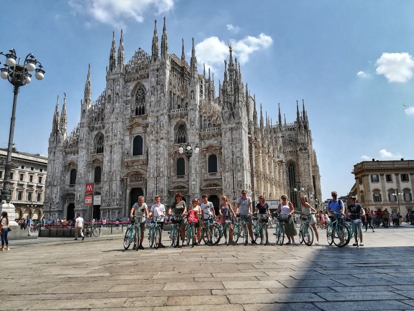 Milan: Highlights and Hidden Gems Guided Bike Tour - Castello Sforzesco and Parco Sempione