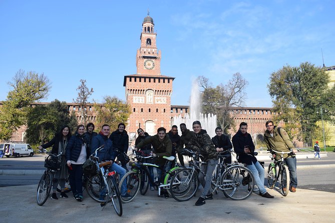 Milan's Hidden Gems: Unique Bike Tour (ENG, NL) - Why a bike works so well in Milan