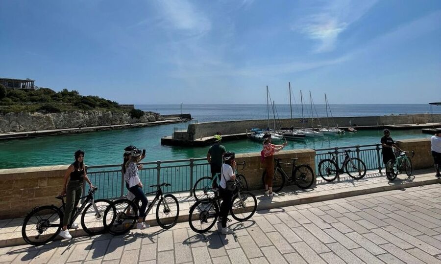 Monopoli: E-Bike Tour with Sandwich and Wine - Leaving Monopoli for the Capitolo coast