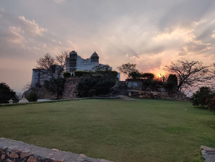 Monsoon Palace (Sajjangarh) E-bike Trail - Why this ride is different from a regular palace visit