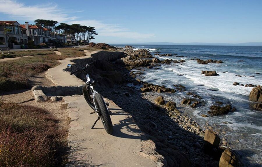 Monterey: 17-Mile Drive Guided E-Bike Tour - What the guides add to the ride