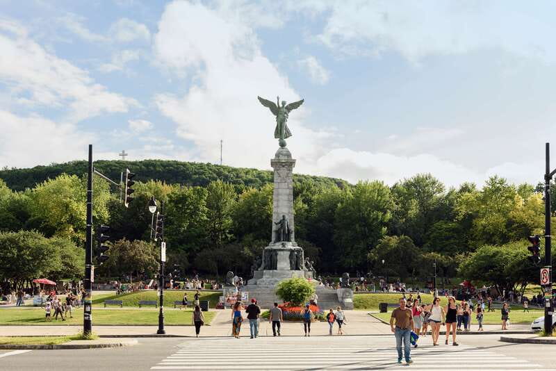 Montreal: Guided Bike Tour of City, Old Port & Plateau - How much cycling versus listening?
