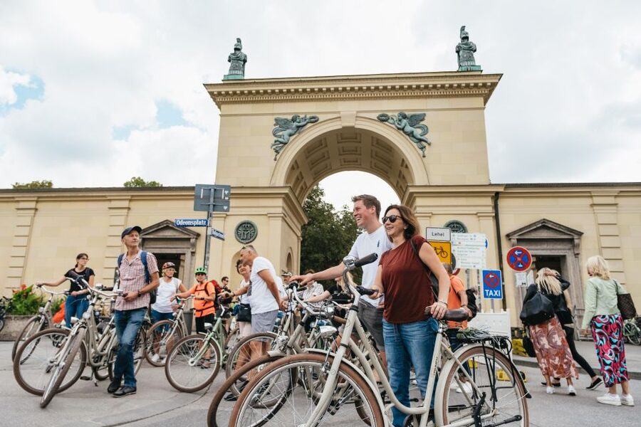 Munich 3-Hour Guided Bike Tour - The English Garden and the Isar River