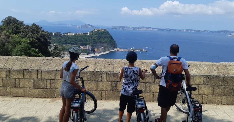 Naples: City Highlights Guided Bike Tour - Key points to know before you ride