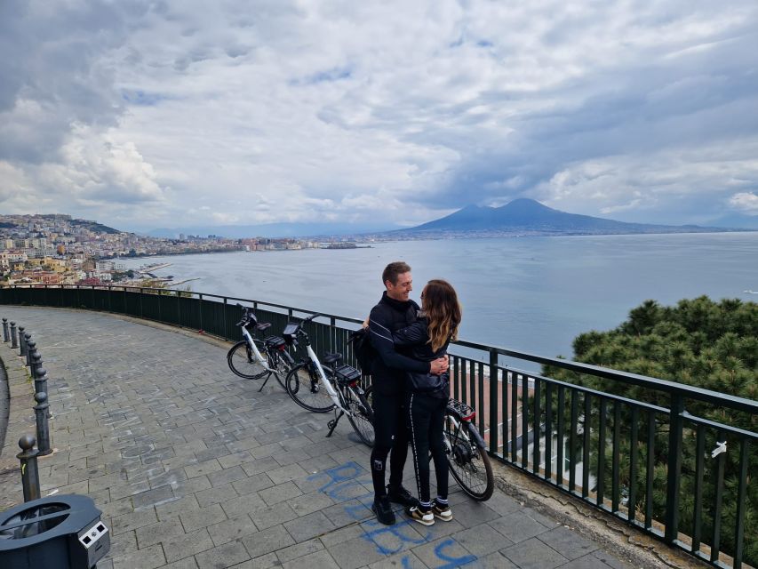 Naples: City Highlights Guided Bike Tour - Castel dell’Ovo and Borgo Marinari