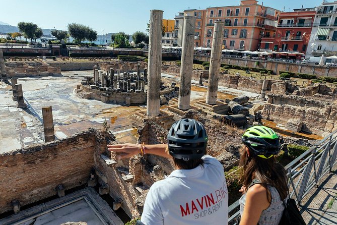 Naples Scenic E-Bike Ride to a Local Vineyard with Meal - Pickup, bikes, and the 9 a.m. start