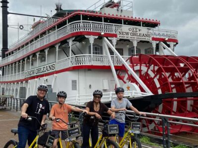 New Orleans: Garden District and French Quarter Bike Tour