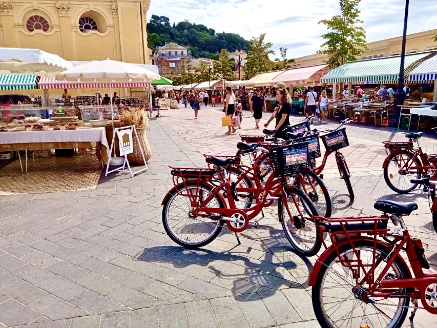 Nice 3Hrs by EBike: Essentials Oldest Districts & Panoramas - Vieux Nice and its narrow streets