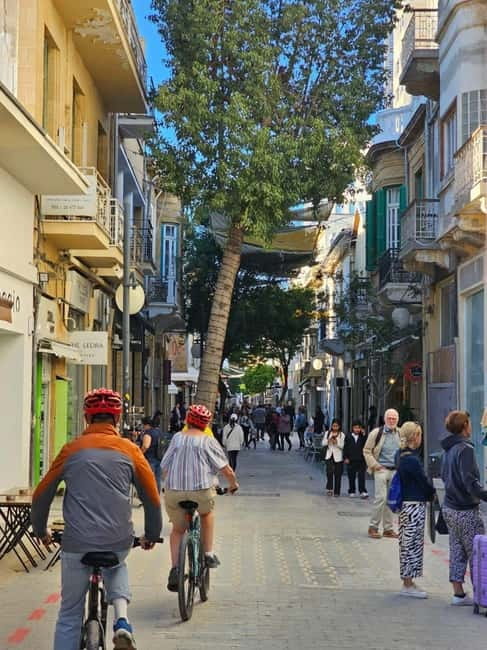 Nicosia: Walled City Bike Tour - Kyrenia Gate and the northern approach