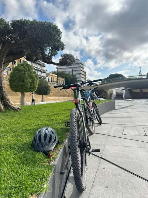 Nicosia: Walled City Bike Tour - What the guide adds