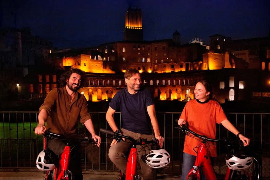 Night Tour of Rome with Top E-bike & optional Italian Dinner - Theatre of Marcellus and the Jewish neighborhood