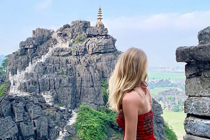 Ninh Binh Full-Day Tour from Hanoi to Hoa Lu, Tam Coc & Mua Cave Via Boat & Bike - Leaving Hanoi for Hoa Lu