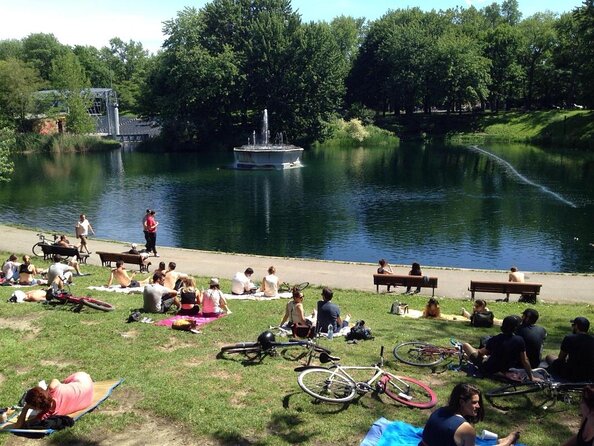 Non Touristy Pink Bike Tour by Spade & Palacio - Key points to know before you book