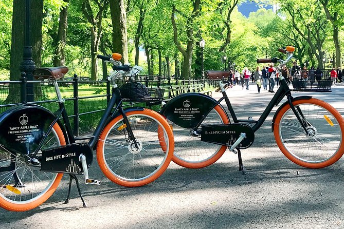 NYC Central Park Bicycle Rentals - The short ride from the shop into the park