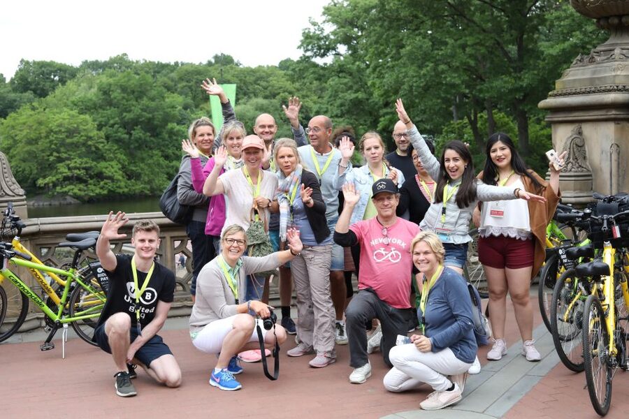 NYC: English or German Central Park Bike Tour & eBike Option - Loeb Boathouse: A Pleasant First Stop