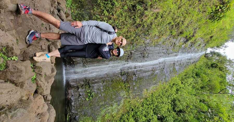 Oahu: Waikiki E-Bike Ride and Manoa Falls Hike - Why the helmet intercom makes a difference