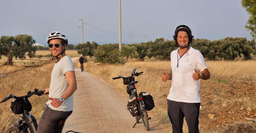 Ostuni: E-bike Tour, Ancient Olive Trees & Oil Tasting - Starting at Cooperativa L’Agricola Montalbanese
