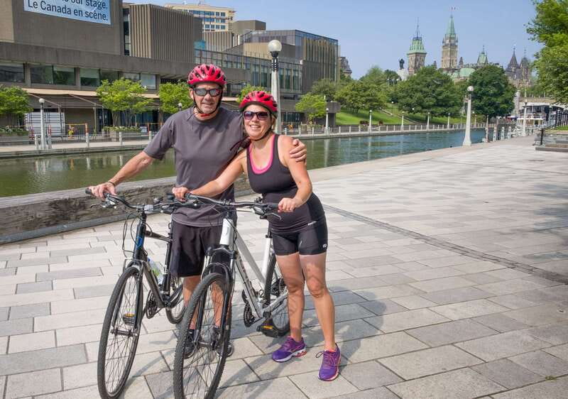 Ottawa: 4 or 8-Hour Bike Rental with Self-Guided Tour - Ottawa’s bike paths and the ride toward Gatineau