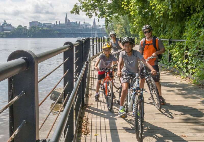 Ottawa: 4 or 8-Hour Bike Rental with Self-Guided Tour - What the experience does well