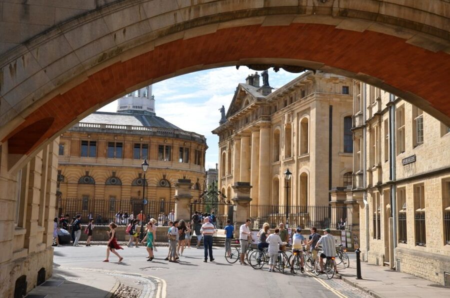 Oxford: City Bike Tour with Student Guide - Entering the Bodleian Library