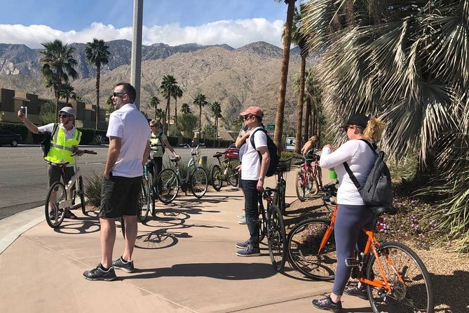 Palm Springs Modernism Architecture & History Bike Tour - What makes Brennan a strong guide