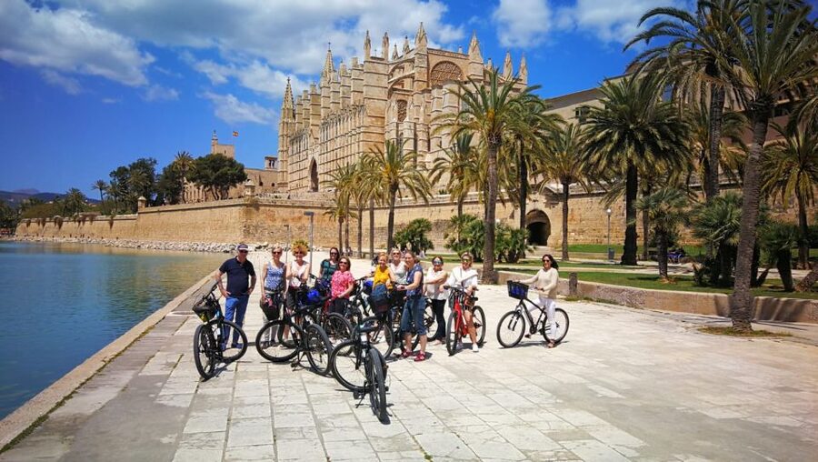 Palma de Mallorca: Guided Bicycle Tour - What the $53 price buys you