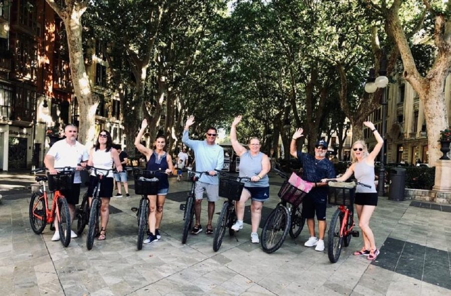 Palma de Mallorca: Guided Bicycle Tour with Tapas & a Drink - Who should book this Palma bike tour?