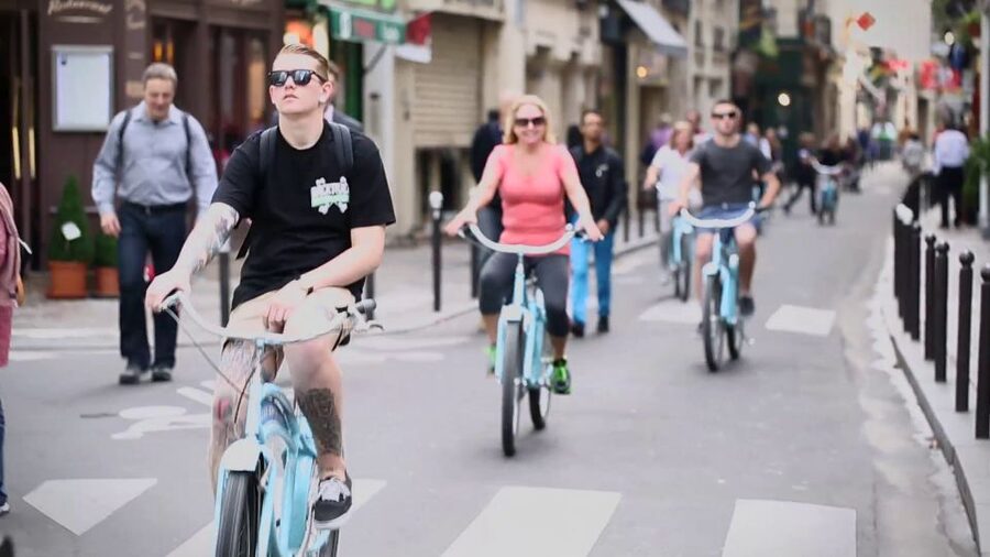 Paris 4-Hour Bike Tour: Off the Beaten Path - Shakespeare and Company, then into the Latin Quarter